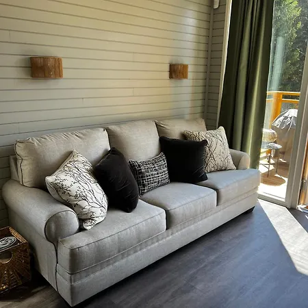 Arka Puhkemajad Holiday home *