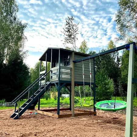 Arka Puhkemajad *
