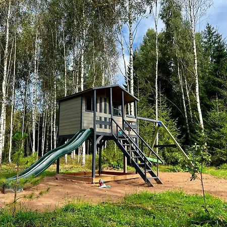 Arka Puhkemajad *